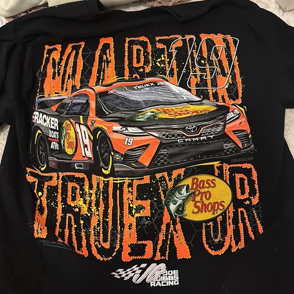 black tee - Picture 2 of 2